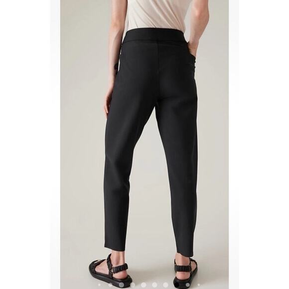 Athleta Stellar Trouser Pant Womens Size 4 in Black Travel Casual Office EUC - Picture 4 of 12